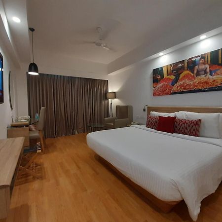Lemon Tree Hotel Ченнаи Экстерьер фото