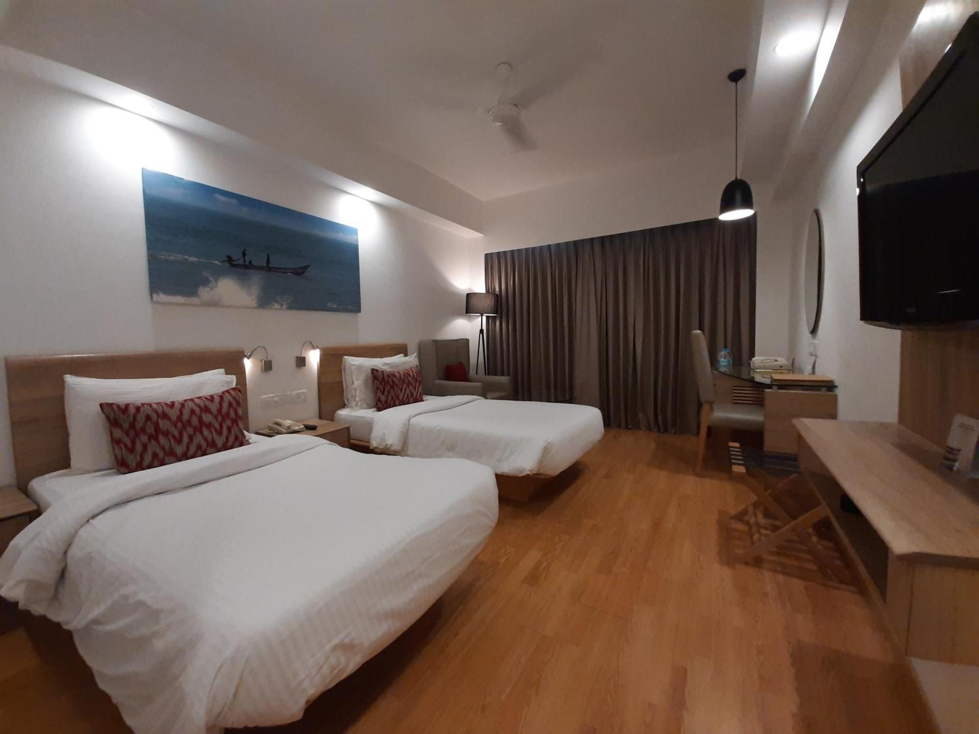Lemon Tree Hotel Ченнаи Экстерьер фото